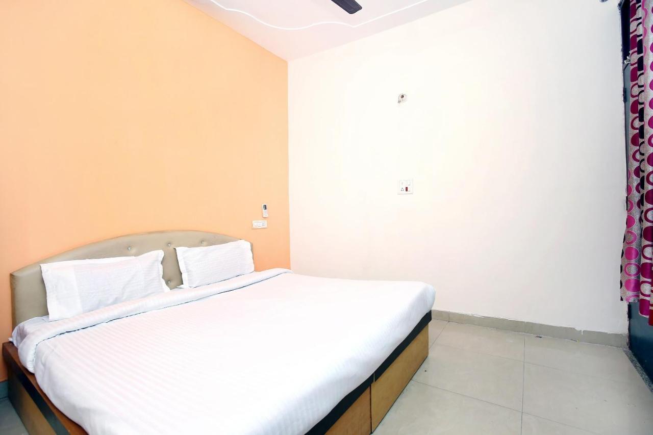 Spot On 43045 Hotel Vivek Plaza Shahpur  Экстерьер фото